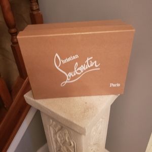 Christian louboutin pigalle follies